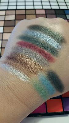 ULTIMATE EYESHADOW COLLECTION