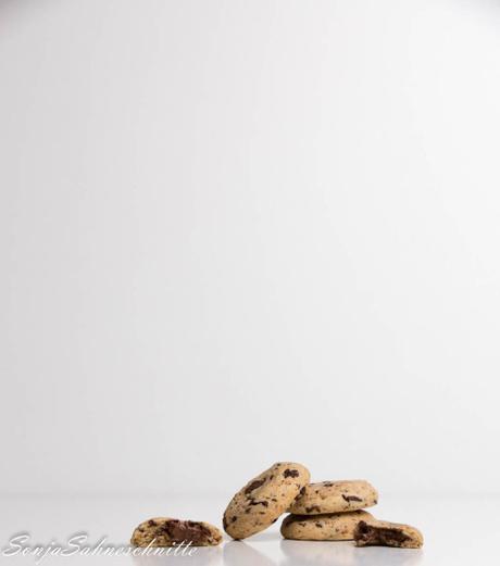 Ovomaltine stuffed Chocolat-Chips-Cookies-9