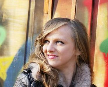 Wintersonnenschein, Fake Fur, Samt und Leder.