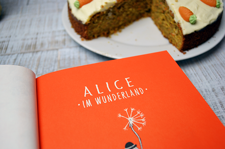 Süßes zum Buch #12 | Von Karottenkuchen, Märzhasen und Nicht-Geburtstagen