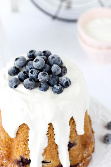 Blaubeer-Gugel mit Eierlikör und eine Geburtstagssause