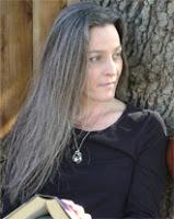 [Rezension] Lisa Desrochers - A little too far