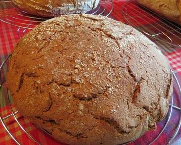 Ausgehobenes Bauernbrot