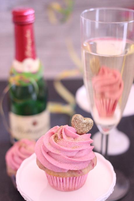 Himbeer Champagne Cupcakes 