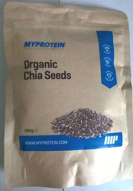 MyProtein Organic Chia Seeds + Femme Essentials Menstruationstasse - Rosa (S)