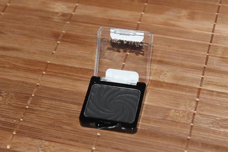 Haul: Schönheiten aus Hamburg und Cuxhaven von Catrice + Essence (und der schwärzeste Lidschatten der Welt) Haul: Schönheiten aus Hamburg und Cuxhaven von Catrice + Essence (und der schwärzeste Lidschatten der Welt)