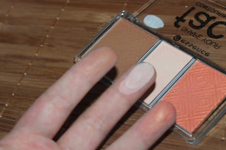 Haul: Schönheiten aus Hamburg und Cuxhaven von Catrice + Essence (und der schwärzeste Lidschatten der Welt) Haul: Schönheiten aus Hamburg und Cuxhaven von Catrice + Essence (und der schwärzeste Lidschatten der Welt)