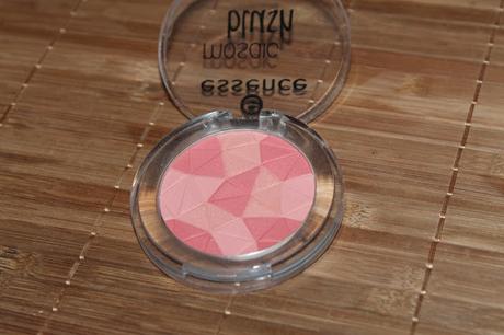 Haul: Schönheiten aus Hamburg und Cuxhaven von Catrice + Essence (und der schwärzeste Lidschatten der Welt) Haul: Schönheiten aus Hamburg und Cuxhaven von Catrice + Essence (und der schwärzeste Lidschatten der Welt)