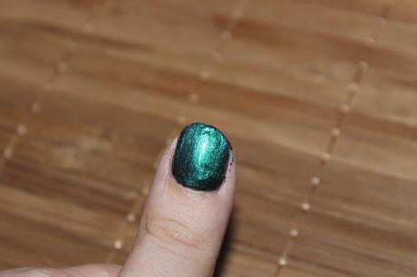 Haul: Schönheiten aus Hamburg und Cuxhaven von Catrice + Essence (und der schwärzeste Lidschatten der Welt) Haul: Schönheiten aus Hamburg und Cuxhaven von Catrice + Essence (und der schwärzeste Lidschatten der Welt)