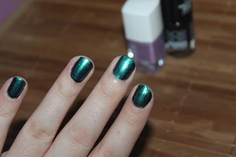 Haul: Schönheiten aus Hamburg und Cuxhaven von Catrice + Essence (und der schwärzeste Lidschatten der Welt) Haul: Schönheiten aus Hamburg und Cuxhaven von Catrice + Essence (und der schwärzeste Lidschatten der Welt)