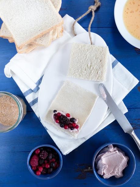 Frensh Toast Rolls mit Waldbeer & cream cheese Füllung