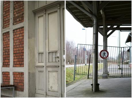 Blog + Fotografie by it's me fim.works - Bahnhof Dissen, Backsteinwand, vernagelte Tür, Fachwerk, Bauzaun, Verbotschild