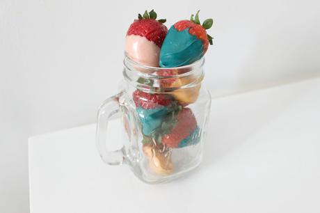 {Osterrezept} Easter Egg Chocolate covered Strawberries - 5 Min Rezept