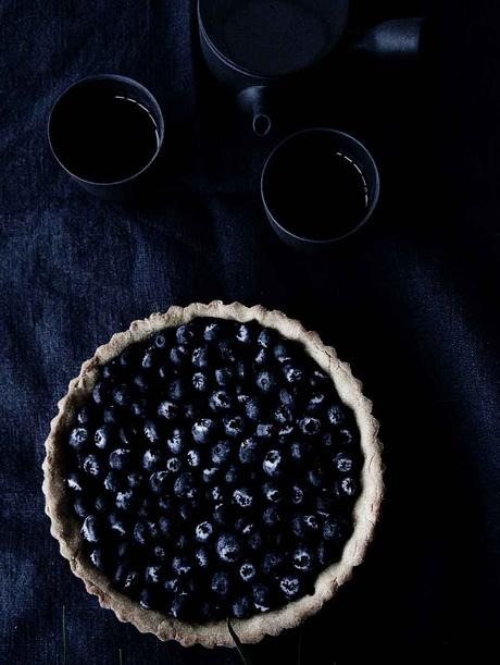 Glutenfree Blueberry Meringue Tart