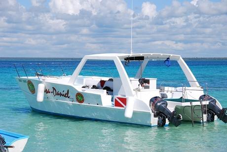 16_Speedboat-Daniel-Karibik-Isla-Soana-Dominikanische-Republik