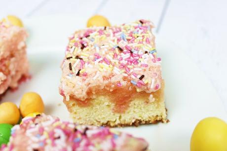 {Osterrezept}: Sprinkles Sugar Cookie Cake Bars