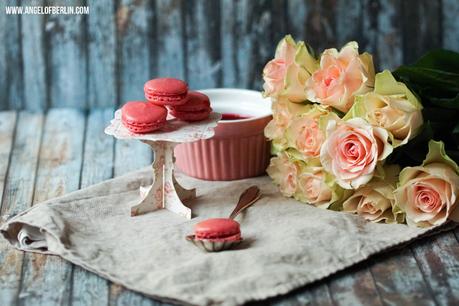 [bakes...] Raspberry Macarons {Macarons für Anfänger}