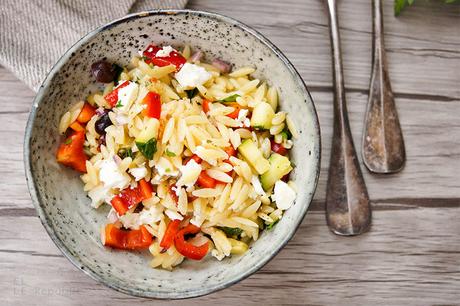 Orzo Nudelsalat mediterran