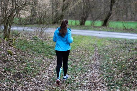 Fit für die Strand Saison mit Joggen