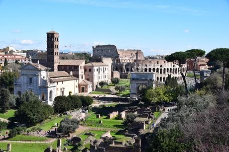10_Forum-Romanum-Kolosseum-Rom-Italien