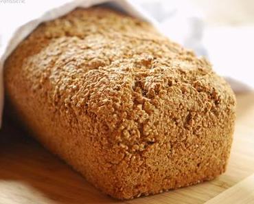 Kerniges Dinkelvollkornbrot (mit Sauerteig)