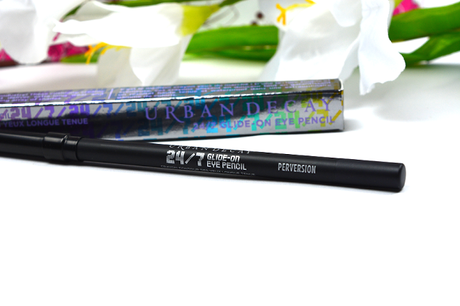 Review, Swatch & Tragebilder: Urban Decay - 24/7 Glide-On Eye Pencil Nuance: Perversion