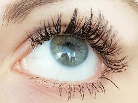 Selbstversuch: Alles wissenswerte über Wimpernextensions Teil 2