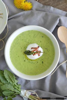 Löwenzahnsuppe mit Löwenzahnchips / Dandelion Soup Recipe