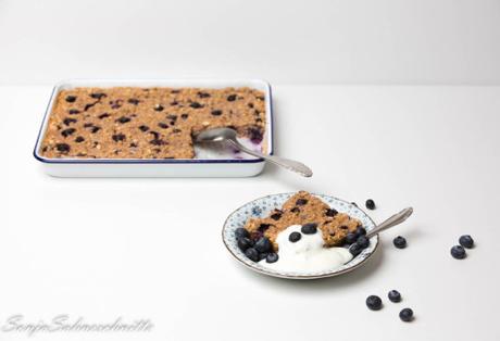 blueberry baked oatmeal with banana-8