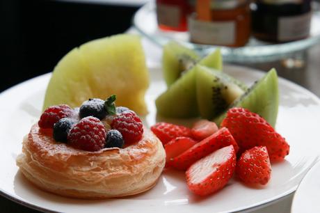 breakfast-shang-ri-la-tokyo-japan