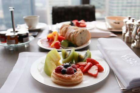 shang-ri-la-tokyo-breakfast-view-restaurant