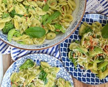 Schnell aufgetischt! Brokkoli-Basilikum-Pasta