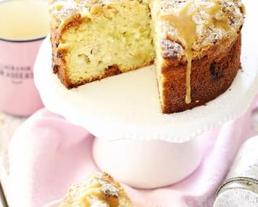 Karamell Rhabarber Kuchen mit Toffesauce