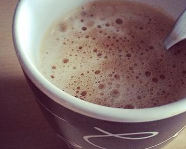 12 von 12 im April – mit ganz viel Geschwisterkuscheln