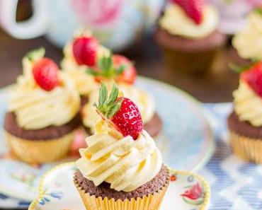 [Family Sunday] Schoko-Vanille-Erdbeeren Cupcakes