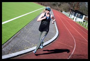 EISWUERFELIMSCHUH - Laufen Training Triathlon Tartanbahn Salming Skins Dosportlive Garmin (5)