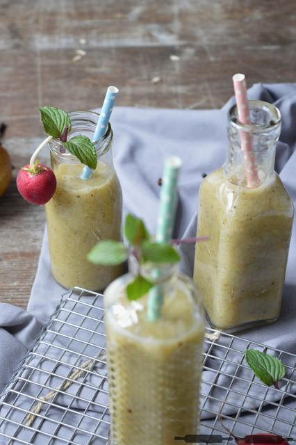 Gurken Smoothie mit Minze und Radieschen / Cucumber Mint Smoothie with Radishes
