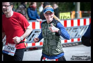 EISWUERFELIMSCHUH - Hamburg Marathon Laufen Haspa Mizuno (66)