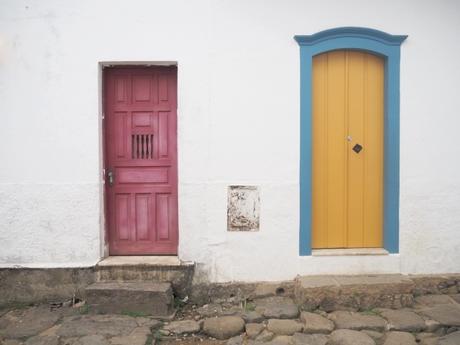 TRAVEL – DISCOVERING PARATY.