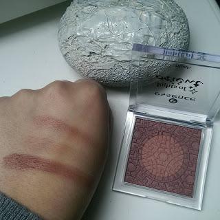 Essence - Lights Of Orient Blush