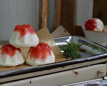 Mini Rhabarber Joghurt Gugls / Rhubarb Yogurt Ice Cream Bundt Cake