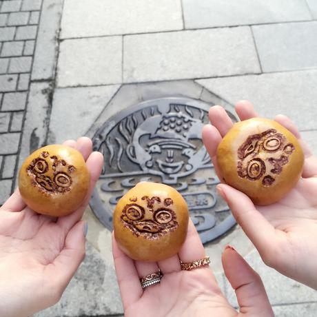 snow-monkey-manju-sweet-cookie-shibu-onsen