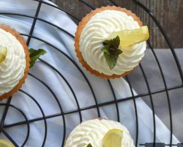 Zucchini Zitronen Cupcakes / Zucchini Lemon Cupcakes