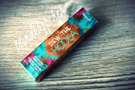 Glossybox April 2016 - Love, Peace and Beauty Edition