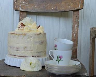 Semi-Naked Cake: Blümchentorte mit Karamell / Caramel Cake