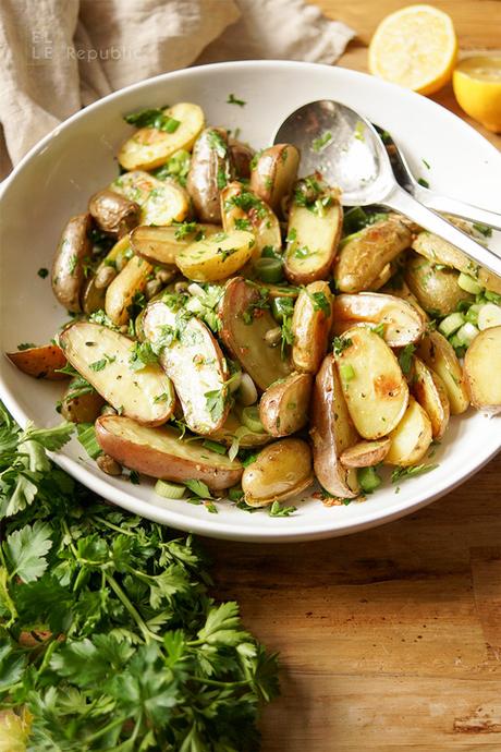 Kartoffelsalat mit Kapern und Zitrone