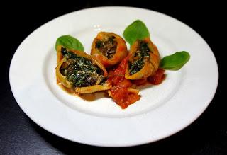 Nudeln mit Spinatfüllung (2P)