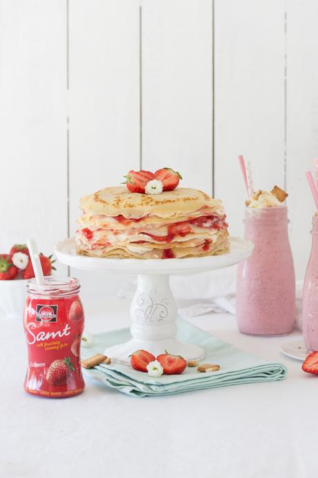 Frühstücksideen: Erdbeer-Cheesecake-Smoothie & Erdbeer-Crêpe-Törtchen *Werbung*