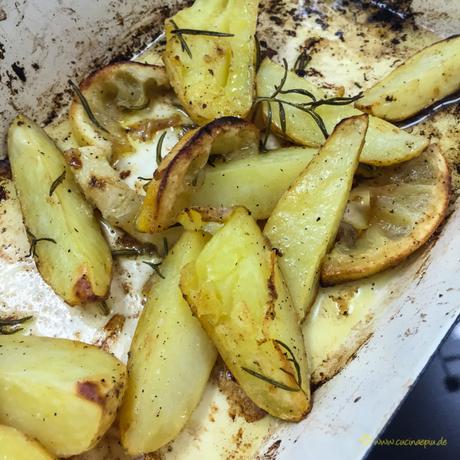 Rosmarinkartoffeln mit Zitrone aus dem Backrohr - immer wieder ein Genuß