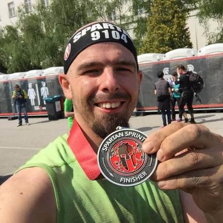 Spartan Race Wien Finisher Max mit Medaille
